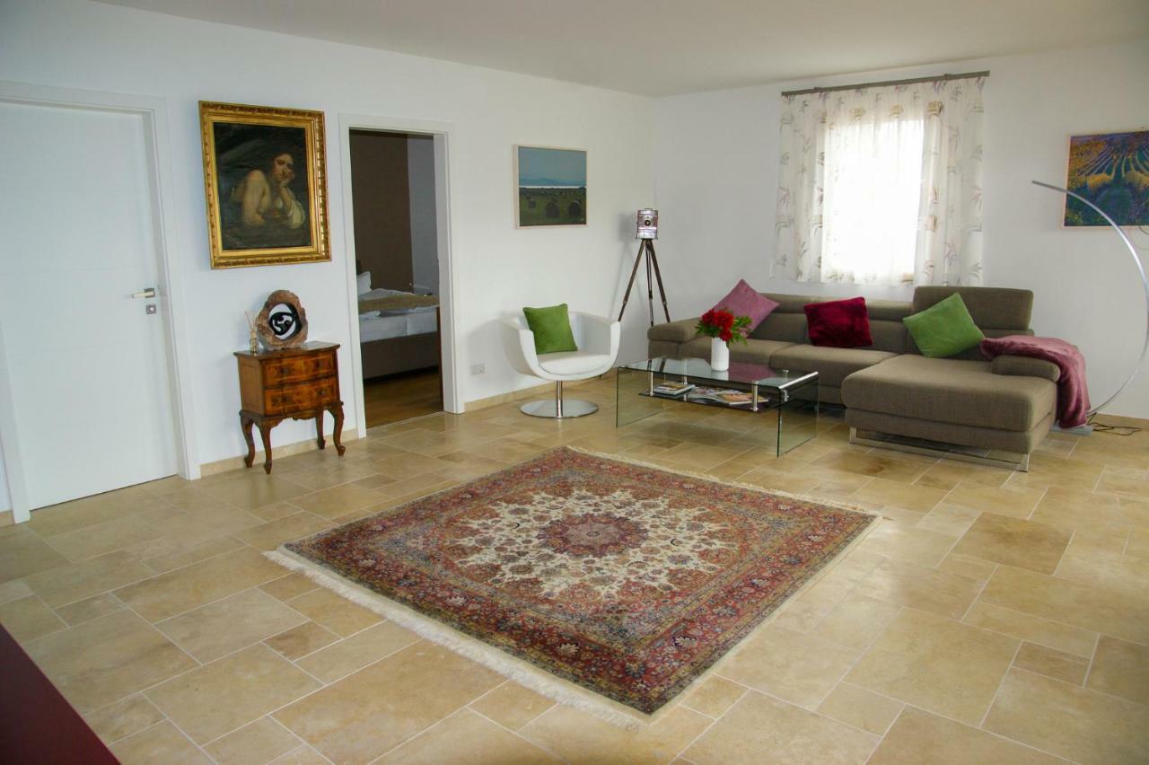 Pannonia Appartements Nezsider Kültér fotó